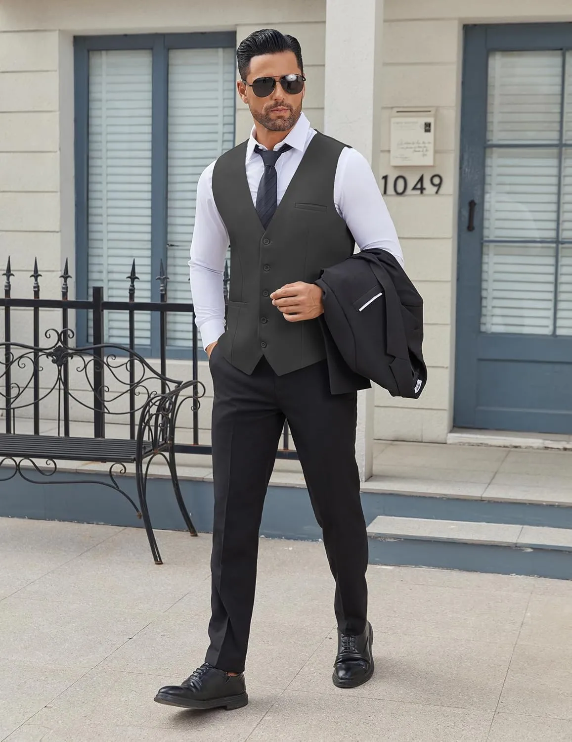 COOFANDY Men's Business Suit Vests Slim Fit Formal Dress Waistcoat Groomsman Vest For Wedding