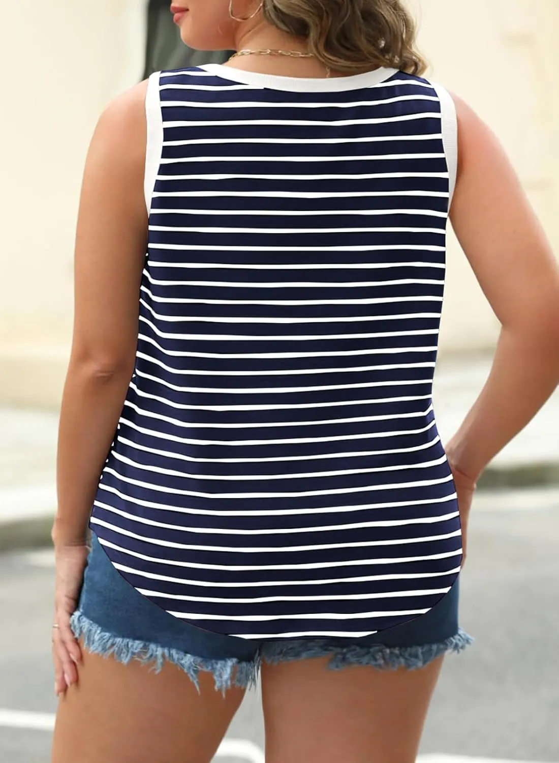 Eytino Plus Size Tank Tops for Women Sleeveless Crew Neck Striped Casual Summer Loose Tee Shirts(1X-5X)