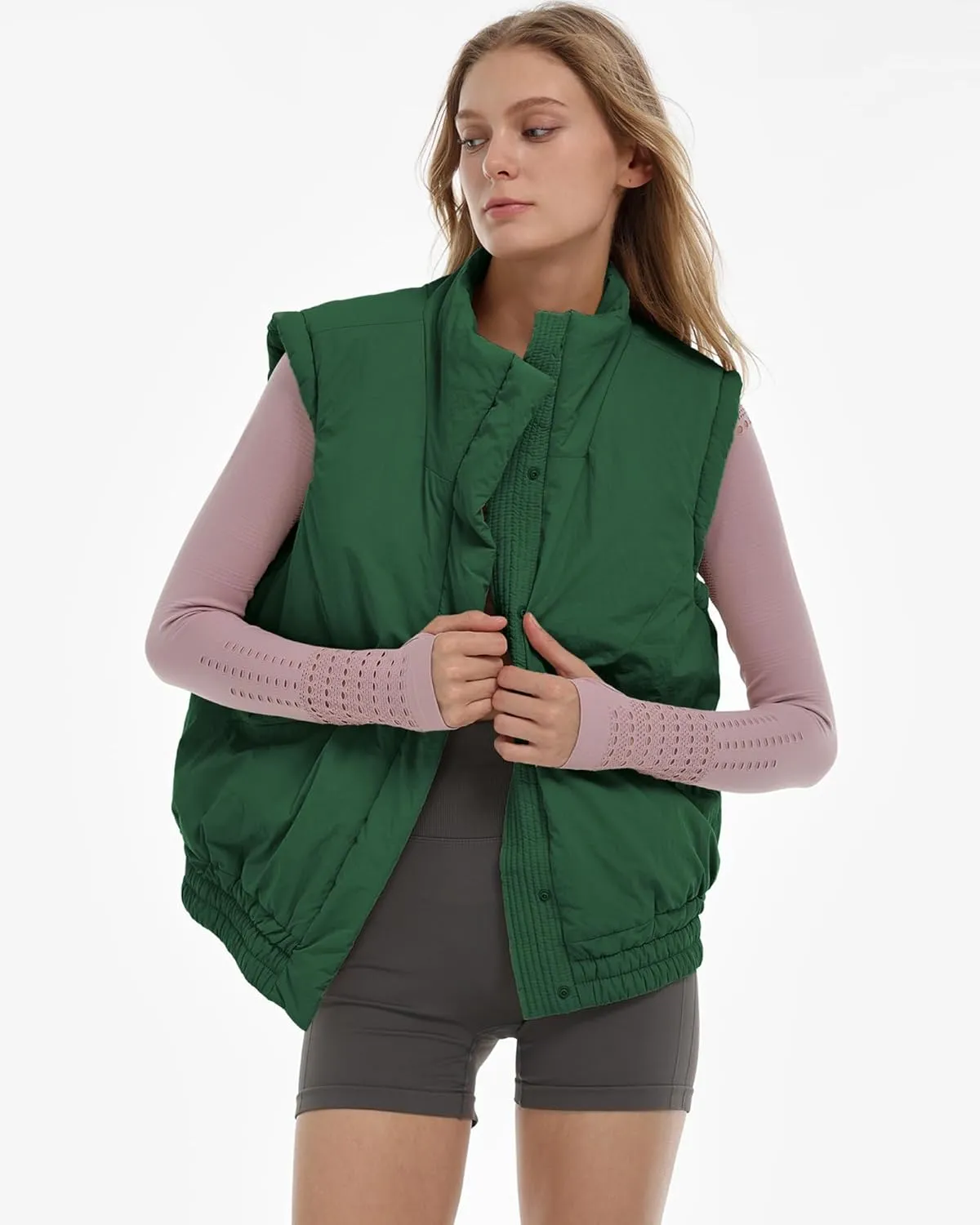Gacaky Women's Winter Cropped Puffer Vest Lightweight Button-Down Stand Collar Sleeveless Padded Crop Puffy Vests Outerwear