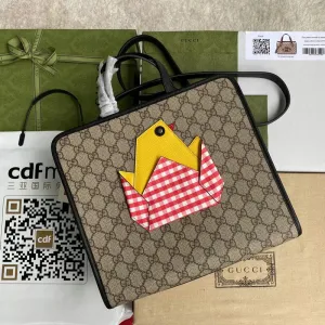 Gucci   Luxury Bags  1071