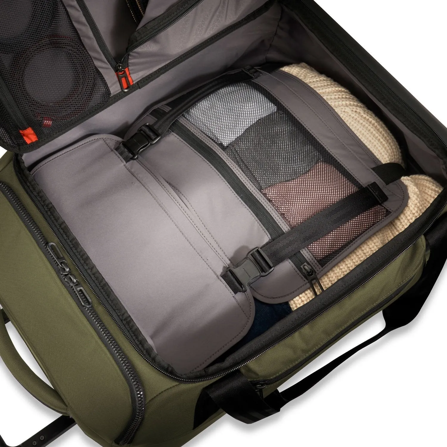 International 21" Carry-on Upright Duffle