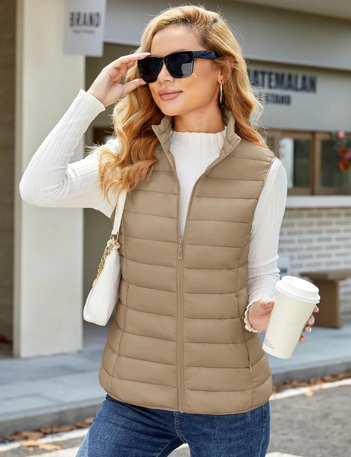 MAGCOMSEN Women's Puffer Vest Lightweight Stand Collar Zip 4 Pockets Puffy Vests Sleeveless Quilted Padded Outerwear