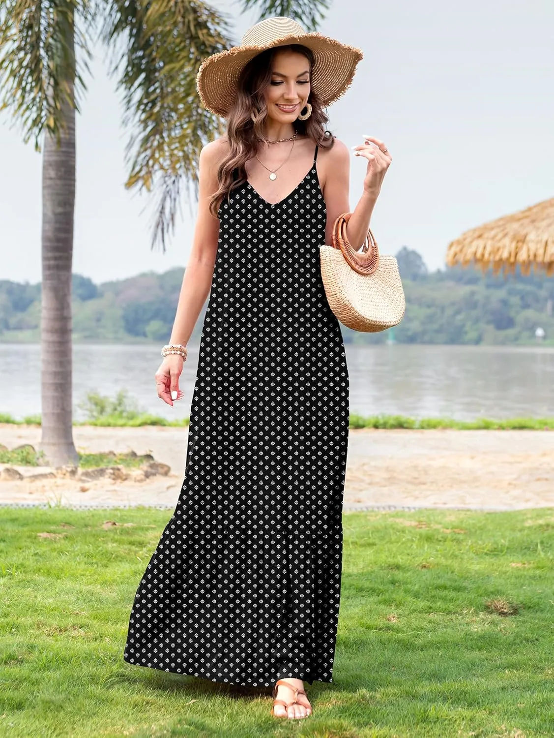 Naggoo Women's Summer Maxi Dress Casual V Neck Spaghetti Strap Beach Dress Flowy Swing Long Sundress with Pockets